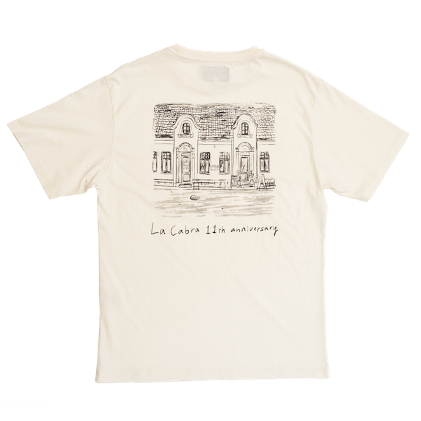 
                  
                    Load image into Gallery viewer, Graven T-shirt
                  
                